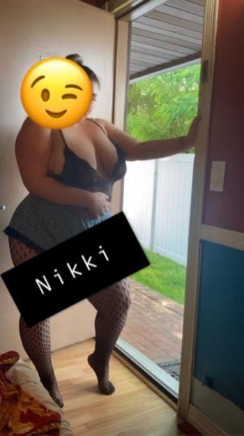 Nikki, 22  female escort, Long Island