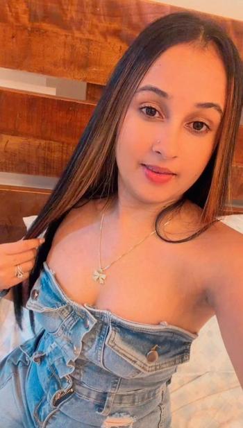 Rossy, 27  female escort, Long Island
