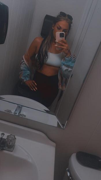 516-540-5319, 27  female escort, Long Island